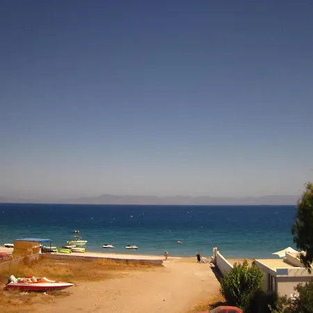 Spacious Seafront *